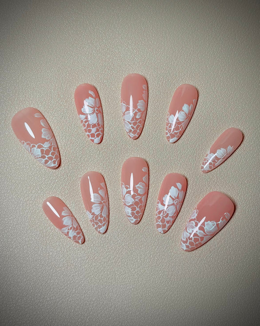 Lace & Grace